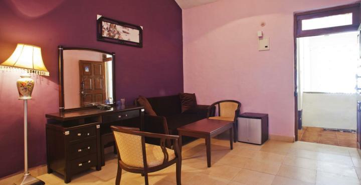 Dona Alcina Resorts Candolim Exterior foto