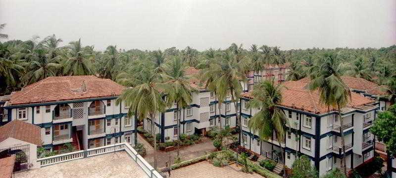 Dona Alcina Resorts Candolim Exterior foto